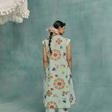 Daisy Sleeveless Kurta Set - Blue